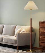 Moderne Stehlampe aus Reispapier