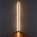 Minimalistische LED-Stehleuchte