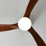 Deckenventilator aus Holz Licht