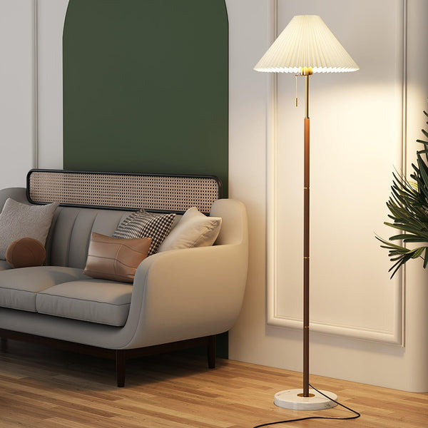 Vintage Stehlampe mit Falten